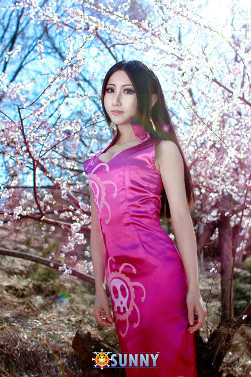 【桑尼社】海贼王--波雅·汉库克Cosplay，美翻了[花心] [花心][花心]“无论妾身做错什么事情都会被原谅，因为妾身实在是太美了！” http://weibo.com/5090754263/BED9jlb9R