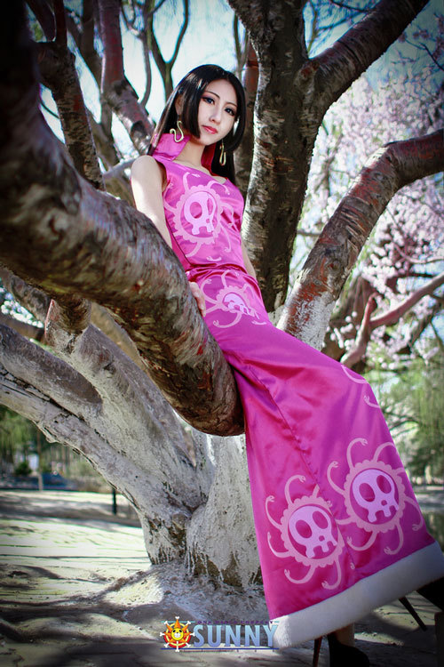 【桑尼社】海贼王--波雅·汉库克Cosplay，美翻了[花心] [花心][花心]“无论妾身做错什么事情都会被原谅，因为妾身实在是太美了！” http://weibo.com/5090754263/BED9jlb9R