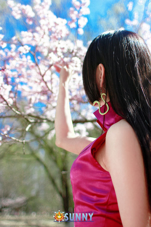 【桑尼社】海贼王--波雅·汉库克Cosplay，美翻了[花心] [花心][花心]“无论妾身做错什么事情都会被原谅，因为妾身实在是太美了！” http://weibo.com/5090754263/BED9jlb9R