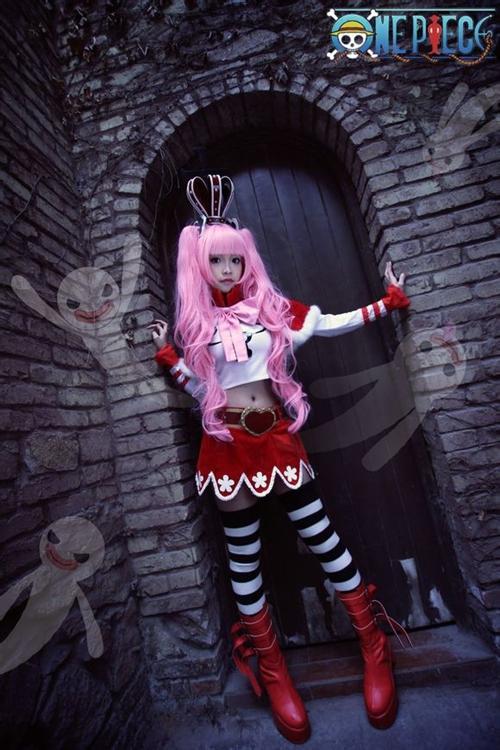 #桑尼社#海贼王COS-正片幽灵公主-佩罗娜：呵咯呵咯呵咯呵咯呵咯，我要让世界上所有可爱的玩具都变成我的僵尸。超赞[花心]  http://weibo.com/5090754263/BcZELcbR1