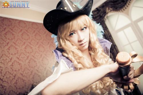 #桑尼社#海贼王卡文迪许Cosplay 这么美真的是男孩子！！！[花心]http://weibo.com/5090754263/BggSFk9do