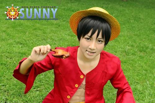 #桑尼社#海贼王吃货路飞萌萌哒Cosplay [嘻嘻] 可惜没有伙伴在旁边[晕]
http://weibo.com/5090754263/BhR20mJx5