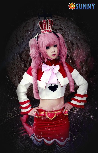 #桑尼社#海贼王佩罗娜Cosplay 佩罗娜Sama请让我成为你的僵尸吧！！！！！ [花心]http://weibo.com/5090754263/BlacNjk6G