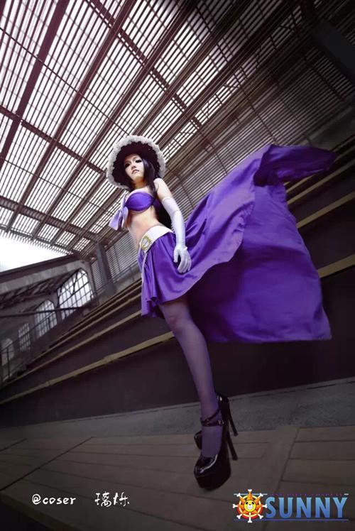 #桑尼社# 海贼王妮可-罗宾Cosplay [花心] http://weibo.com/5090754263/BpGs8gZxv