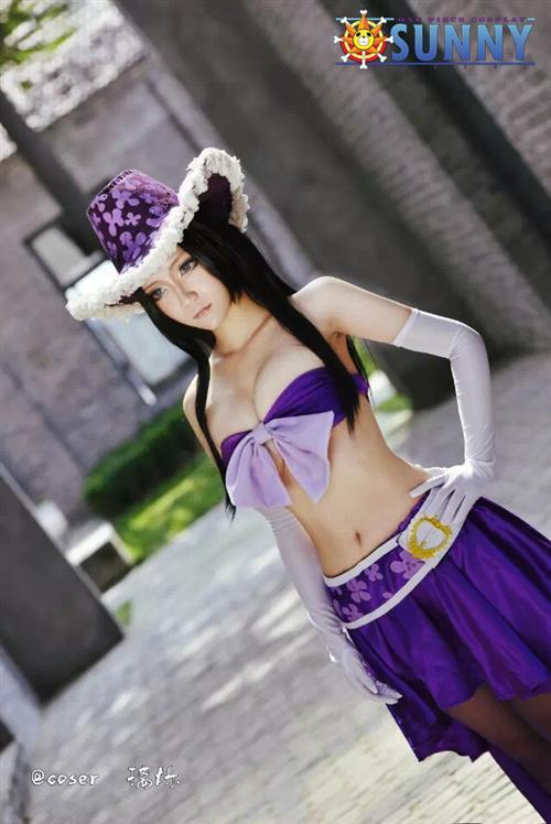 #桑尼社# 海贼王妮可-罗宾Cosplay [花心] http://weibo.com/5090754263/BpGs8gZxv