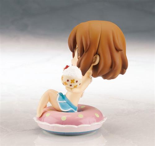 Broccoli出品轻音少女吃货三人组超萌手办售价3240日元(168RMB)每只,全高约10厘米，预计2015年8月发售