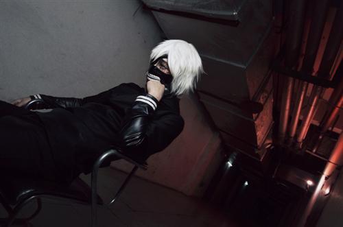 东京食尸鬼剧情Cos，略诡异【世界上所有不利的状况都是当事者能力不足导致的】
角色 神代利世     cn:  Grace格林 
金木研     cn:  小白 
staff摄影：地球人化妆：Grace格林  沐宸后期：伊莱凡斯协力：沐宸  徵鸳 bcy.net/coser/detail/27519/187528