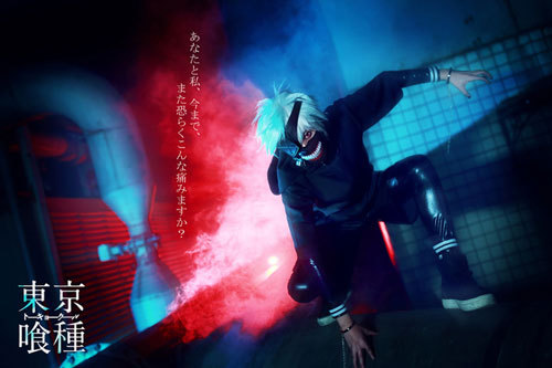 东京食尸鬼大型Cosplay，掉渣天[嘻嘻]
角色 月山习     cn:  天狼 
真户吴绪     cn:  8000
金木（白）     cn:  咖啡 
金木（黑）     cn:  金金 
董香     cn:  萧萧 
神代利世     cn:  孙妍
bcy.net/coser/detail/26719/189792