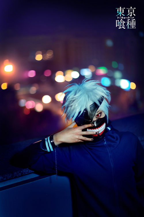 东京食尸鬼大型Cosplay，掉渣天[嘻嘻]
角色 月山习     cn:  天狼 
真户吴绪     cn:  8000
金木（白）     cn:  咖啡 
金木（黑）     cn:  金金 
董香     cn:  萧萧 
神代利世     cn:  孙妍
bcy.net/coser/detail/26719/189792
