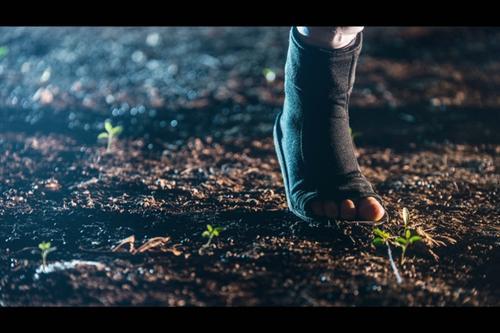 火影忍者猿飞阿斯玛Cosplay,老男人的沧桑，感觉好棒！ [嘻嘻] cn:  老爹王桑 
staff摄影：大脸化妆：龙崎后期：老爹王桑协力：日天 bcy.net/coser/detail/15376/189039