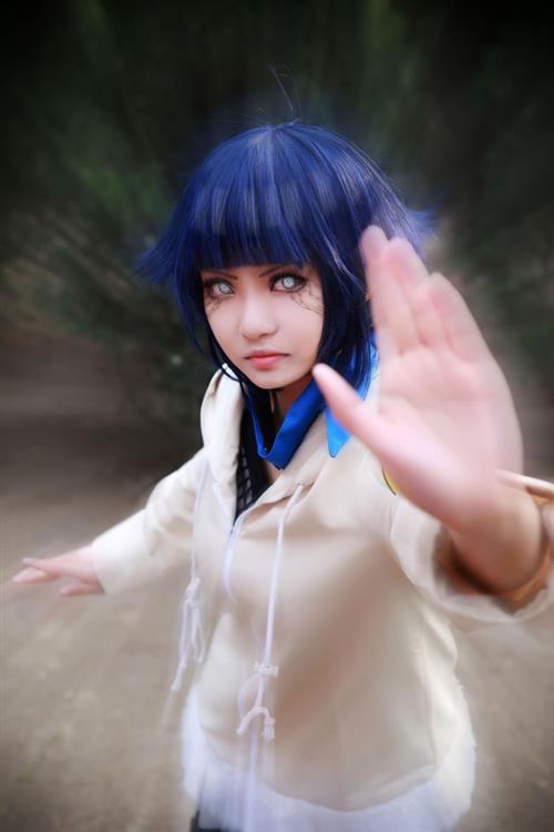 火影忍者日向雏田超可爱Cosplay[花心] cn:  六曲蔚澜 
staff摄影：落神化妆：六曲蔚澜后期：六曲蔚澜协力：胖九  紫夜幽藏 (>﹏<) bcy.net/coser/detail/19246/189676