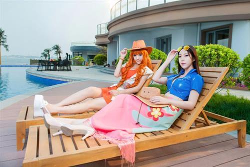 两年后罗宾娜美Cosplay [花心]
太美 (●＾U＾●)
妮可罗宾 cn: 江水月
娜美 cn: 你是我心_qq
staff摄影：长锋点绛唇 油条
bcy.net/coser/detail/37216/246203