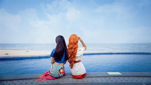 两年后罗宾娜美Cosplay [花心]
太美 (●＾U＾●)
妮可罗宾 cn: 江水月
娜美 cn: 你是我心_qq
staff摄影：长锋点绛唇 油条
bcy.net/coser/detail/37216/246203