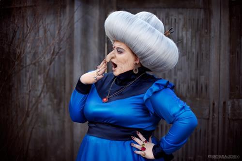 白龙好清秀，汤婆婆的鼻子，我就想说是怎么做到的
这个也是神还原啊╭(°A°`)╮