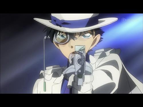 好像，那一双蓝眸，新一与基德