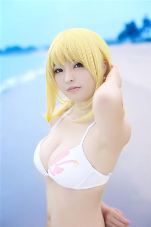 妖精的尾巴露西泳装Cosplay
就是来看球的[花心]
请文明观球[哈哈]
bcy.net/coser/detail/10291/334519