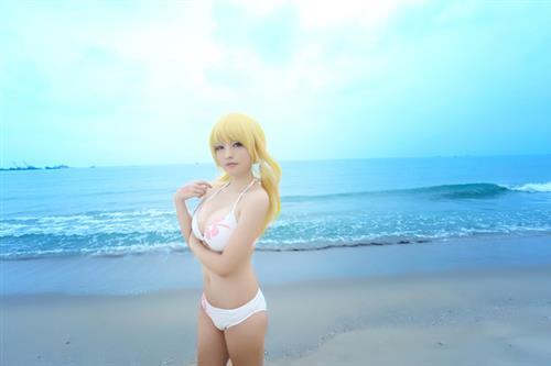 妖精的尾巴露西泳装Cosplay
就是来看球的[花心]
请文明观球[哈哈]
bcy.net/coser/detail/10291/334519