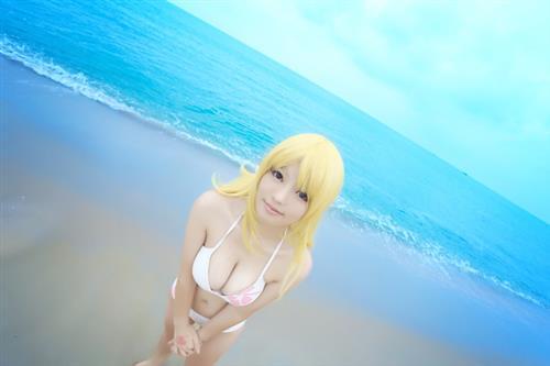 妖精的尾巴露西泳装Cosplay
就是来看球的[花心]
请文明观球[哈哈]
bcy.net/coser/detail/10291/334519