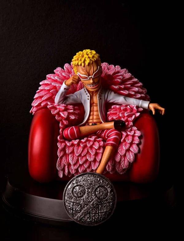 LB–Studios出品SD作品：坐姿明哥！
【总体】LB–Studios首款SD作品—坐姿明哥（非量产），采用了宝丽石原材料制作，XM标准包装，再配上一体物涂装的方式（烤漆），无论从整体造型还是各部分细节都接近完美。
【大小】该明哥底盘为20cm，高为17CM，整体重量约8kg。