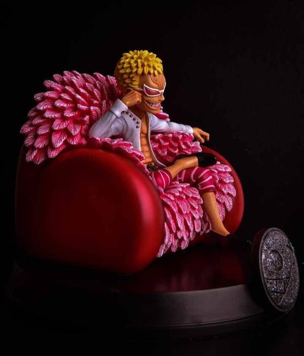 LB–Studios出品SD作品：坐姿明哥！
【总体】LB–Studios首款SD作品—坐姿明哥（非量产），采用了宝丽石原材料制作，XM标准包装，再配上一体物涂装的方式（烤漆），无论从整体造型还是各部分细节都接近完美。
【大小】该明哥底盘为20cm，高为17CM，整体重量约8kg。