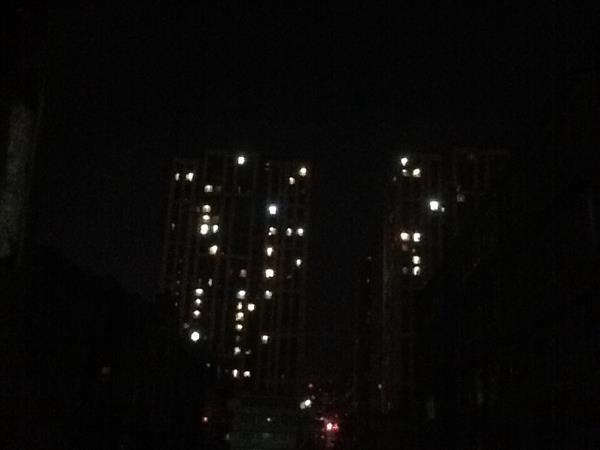 想家了，走了那么久，家人一定很担心吧