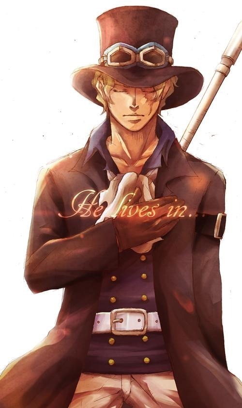 无须在意别人的评说，只要把自己的事情做好；无须看别人的眼神，只需走自己的路；无须有过多的抱怨，那样会使自己的心更累。不管走在何处，我们都不要迷失自己。只要你自己真正撑起来了，别人无论如何是压不垮你的，内心的强大才是真正的强大。