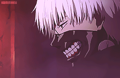 第一季的金木VS第二季的金木。这样一对比才觉得变化真大很大，虽然觉得脑白金很帅，但是我倒希望他一直只是那个爱看书的善良小男生。不过无论是哪个，我都爱！！