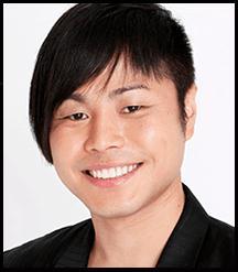 #东京食尸鬼# 东京喰种搜查官招募网站又更新了一名搜查官的资料，是根据搞笑组合NON STYLE里面的井上裕介为原型创造的角色。在CCG里面是一个三等搜查官，实际年龄是35岁。之前更新的一个是按照本乡奏多的原型创造的，多多实际年龄25岁，CCG一等搜查官。二次元也看颜，突然找不到我的容身之处了。