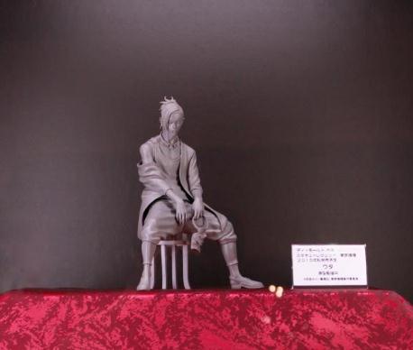 #东京食尸鬼# di molto bene 和 Medicos （超像可动）带来的两款东京食尸鬼手办，预计2015年秋季发售。月山款的关节处是可以动的。