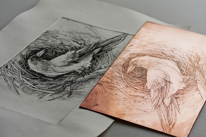 这是匈牙利一个学生设计的钞票。。。最后的防伪强爆了，换到中国的话难不成用紫外线照能照出毛爷爷的骨架来？[思考]