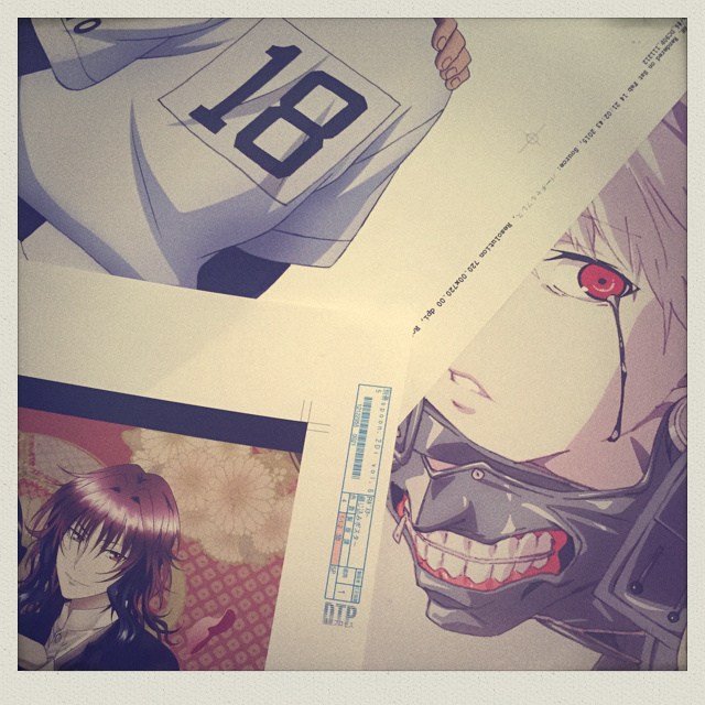 别册spoon.2Di在2月28日号发售的杂志内附海报抢先看☆「#钻石王牌#」「#东京食尸鬼#/#东京喰种#」「#K#」。小天使你别哭！我心疼！！