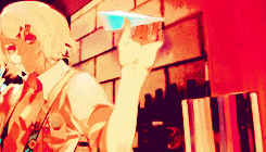 #东京食尸鬼# 动画第二季，1-9集结尾ED动图合集。你看的不是GIF动图，是钱。