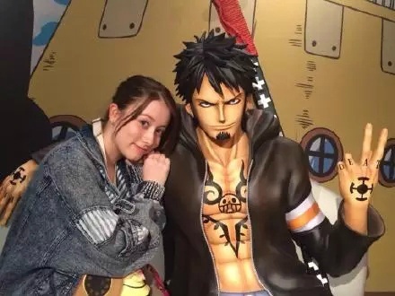 东京塔的海贼主题乐园中“罗”太帅啦[花心]