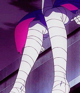 #东京食尸鬼# 有多少人还不知道她们俩个：作家高摫泉、青桐树成员艾特，其实是一个人？