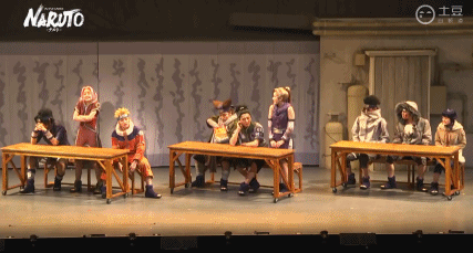 火影忍者舞台剧各种酷炫现场，超级还原，不能更好！[嘻嘻]话说我想看色肉之术，有没有[花心]