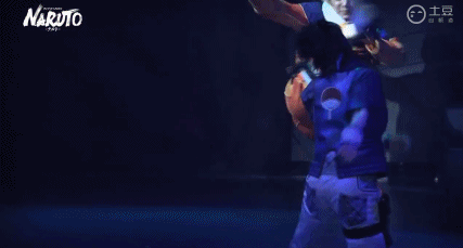 火影忍者舞台剧各种酷炫现场，超级还原，不能更好！[嘻嘻]话说我想看色肉之术，有没有[花心]