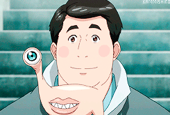 寄生兽里的下巴君，这个设定实在是太坑角色了[哈哈]，完全严肃不起来呀