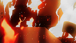 东京食尸鬼情景对比图，有一种当初美好都是虚幻的宿命感[痛哭]