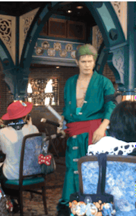 世界三个环球影城主题公园之一的日本环球影城(USJ)最近每年夏天都会举办的OP Summer现场[嘻嘻]，但是总感觉三次元化后哪里怪怪的[思考]