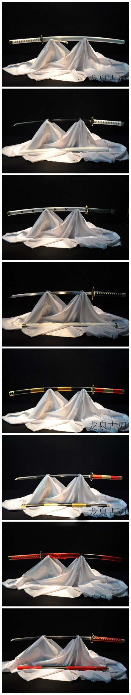 索隆的四把刀（实物）——和道一文字、雪走、三代鬼彻、秋水[嘻嘻]
感觉索隆会武装硬化后应该不会再换刀了[哈哈]