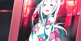 永不忘记，那年盛夏所开花的名字，记录着那永不泯灭的友谊，也承载了我们多少的泪水。未听花语，已见花泣。[痛哭]