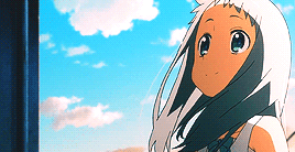 永不忘记，那年盛夏所开花的名字，记录着那永不泯灭的友谊，也承载了我们多少的泪水。未听花语，已见花泣。[痛哭]