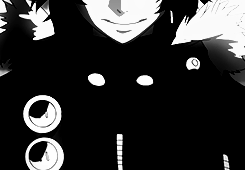 “笨老姐”每次绚都都这么称呼董香，选择了和董香截然相反的路却一直默默的保护着老姐，在ccg看到父亲变成了昆克瞬间崩溃，弟弟不仅是帅还让人心疼[男神]
弟弟这样一个要颜值有颜值要过去有过去要苦衷有苦衷要CV有CV总之就是要啥有啥的角色活活被作者遗忘了[挖鼻屎]