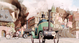 人老了，唯一的好处就是失去的东西少了。
不管时隔多少年 画风和色调依然惊艳了我