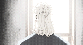 这个大叔是谁呀？很有魅力呀[挖鼻屎]