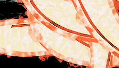 关于博人传上映档期问题，大家别着急，现在还在审批中，相信近期就会公布了。图为BORUTO预告佐鸣共战动态图，这么燃的画面，当然要坐等去电影院看啦。