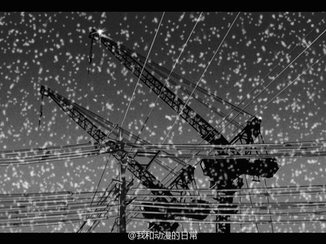 新海诚黑白动画#她和她的猫# 2016年新动画化决定。已公开CV：彼女：花澤香菜、黒猫：浅沼晋太郎、友人：矢作紗友里。3月4日深夜开播。