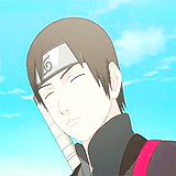 #语录# “书上说，那个一直对着你微笑的人，一定是喜欢你的人”。------ 佐井