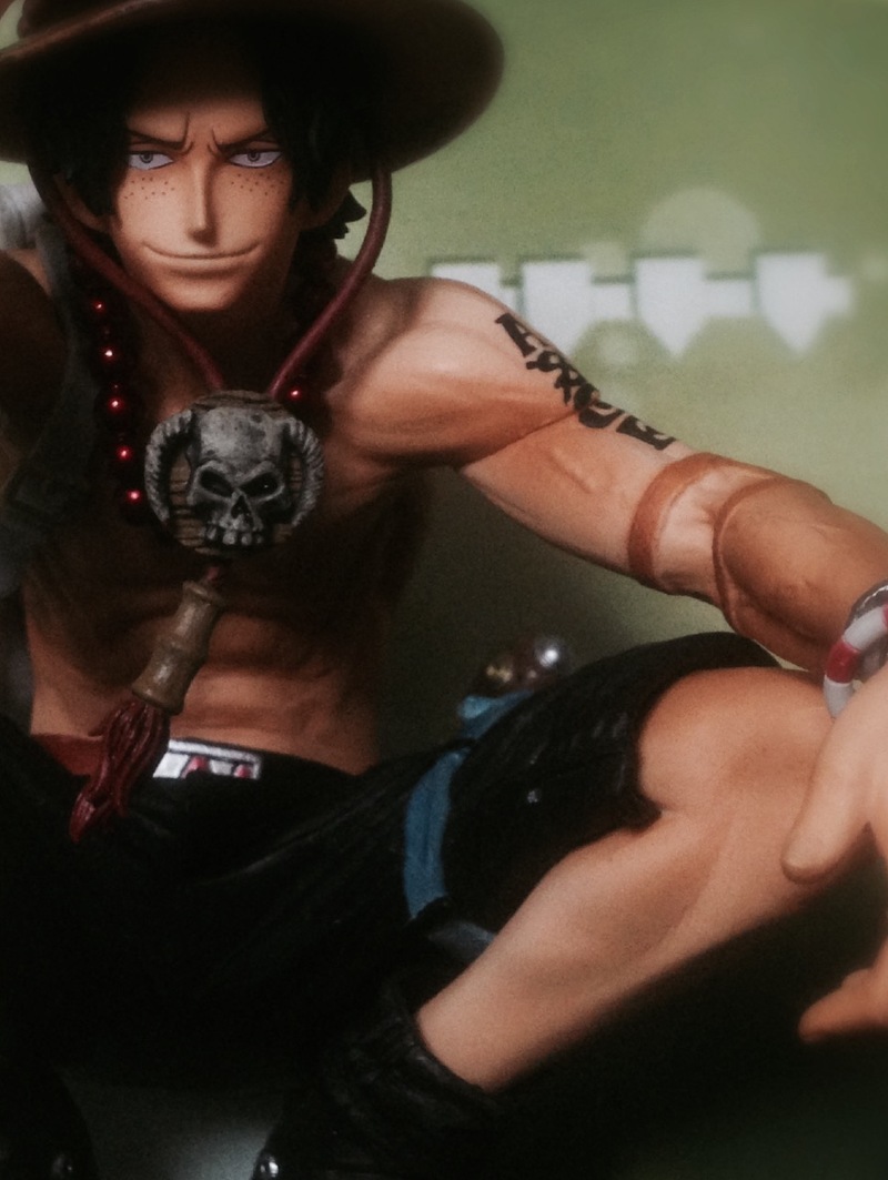 #海贼王# 眼镜厂 艺术王者艾斯，随拍六张。