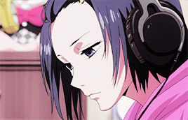 #雾岛董香# 
若我会见到你，
事隔经年。
我如何和你招呼，
以眼泪，
以沉默。